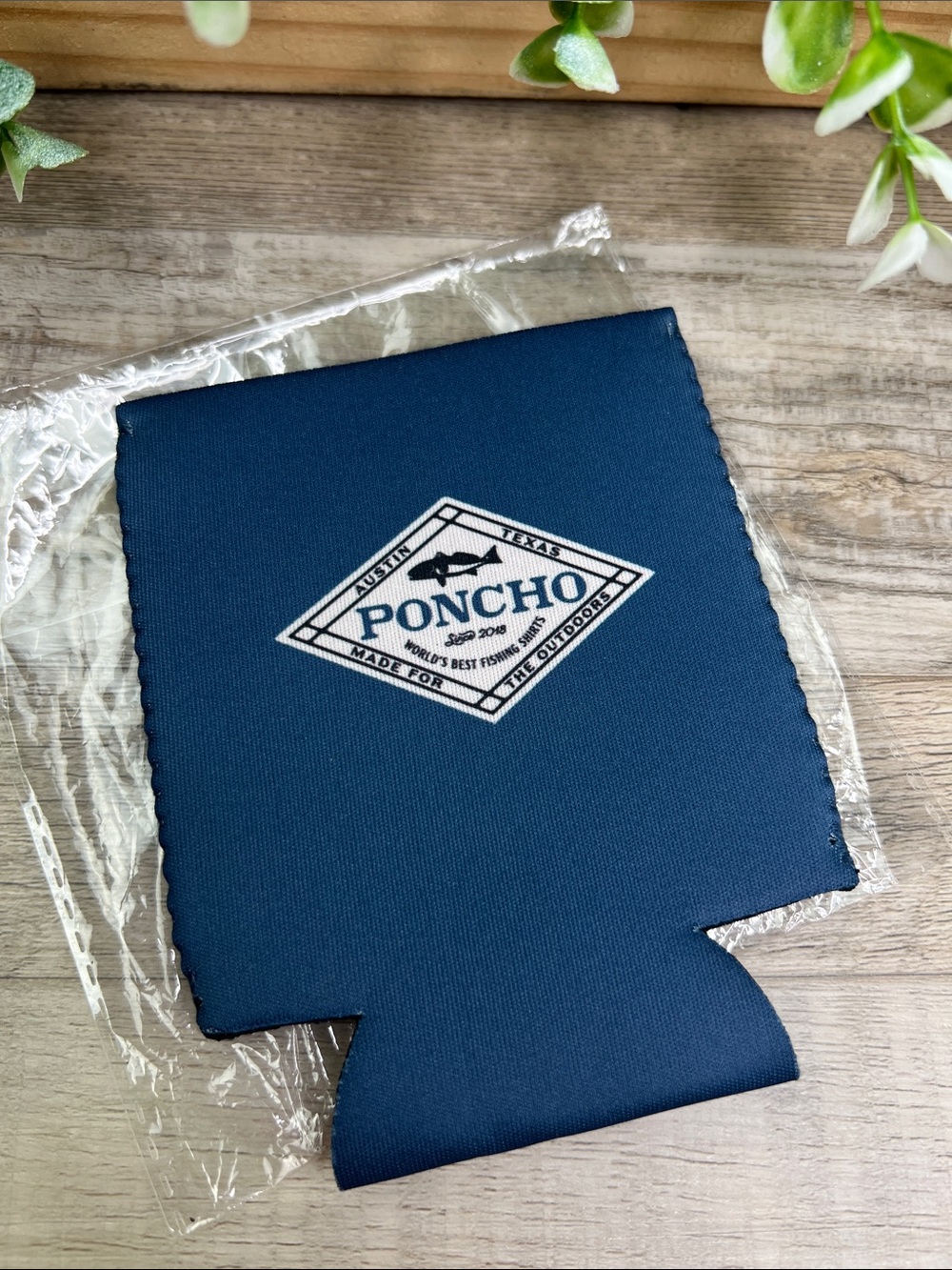 Poncho Navy Diamond Coozie Drink Hugger NEW